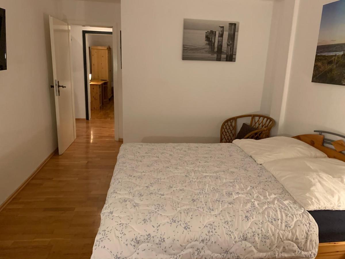 Südstadt-FeWo mit großem Balkon nahe City und Meer - über den Dächern von WHV Wilhelmshaven Exterior foto